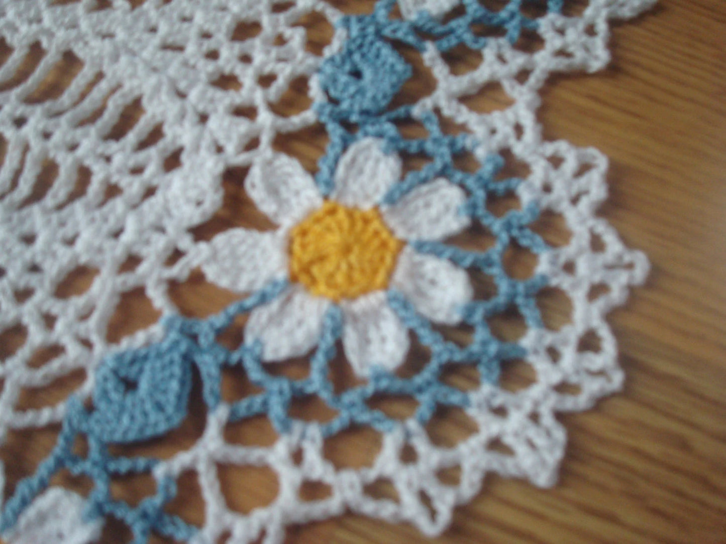 Handmade Crochet Doily Circle of White Daisies Floral Flowers Daisy Blue Accents