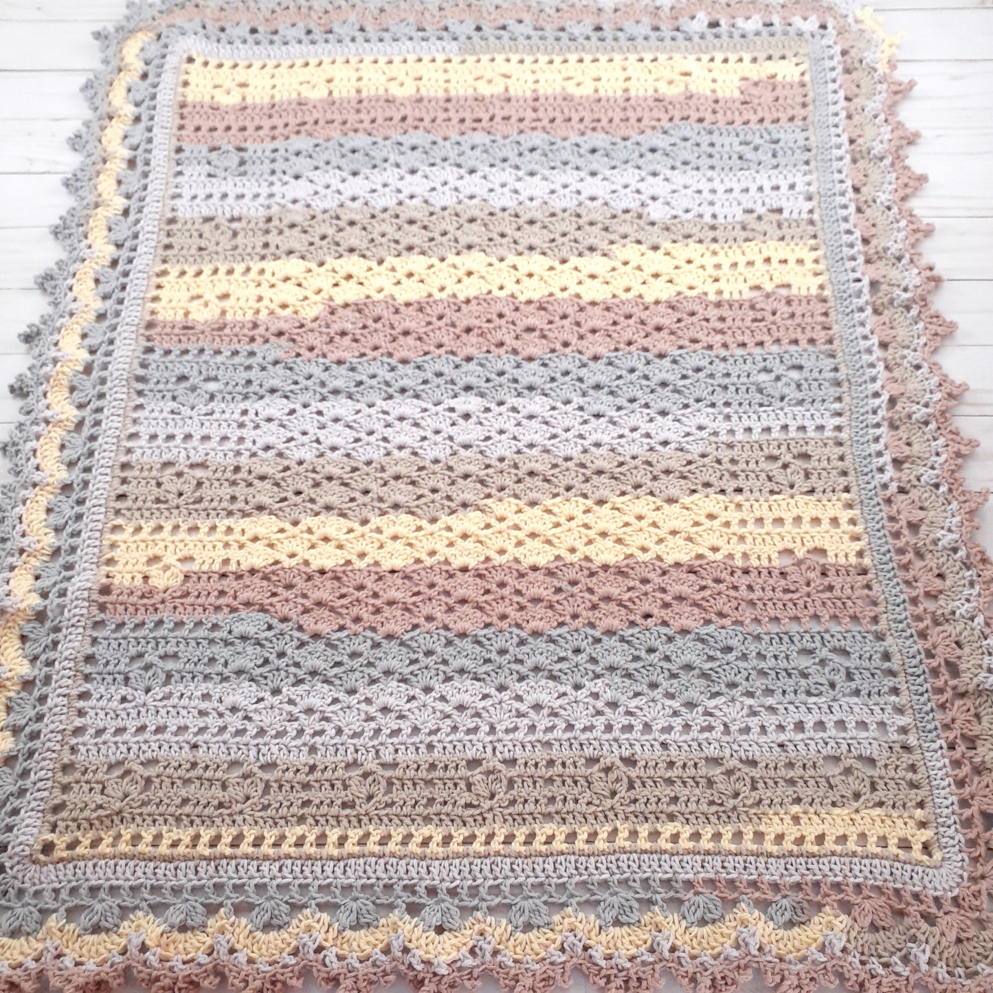 Handmade Crochet Baby Blanket Royalty Seashell Cotton Blend