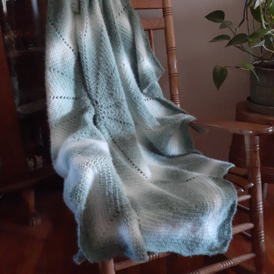 New Handmade Crochet Star Blanket Afghan Shaded Green